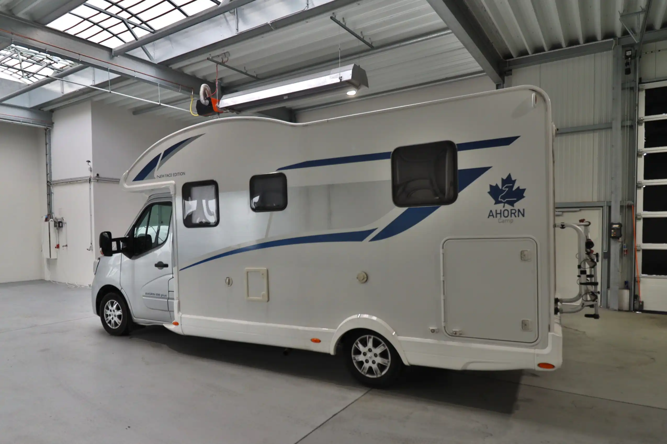 AHORN Camp 690 Plus-New Face Edition